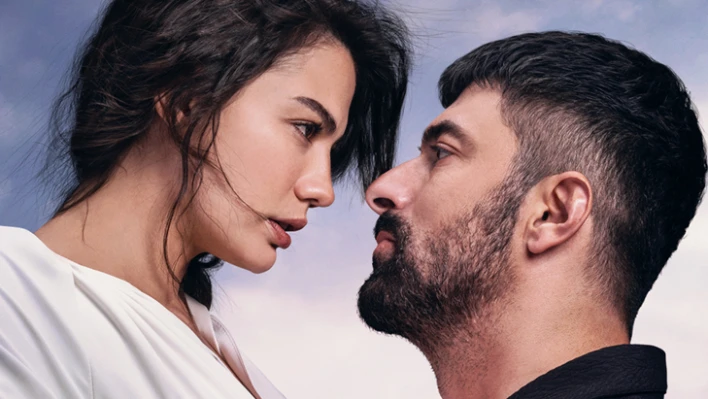 Demet Özdemir ve Engin Akyürek'li 'Adım Farah' dizisinin afişi yayınlandı