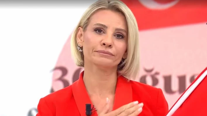 Esra Erol, canlı yayında gözyaşlarını tutamadı! İşte nedeni...