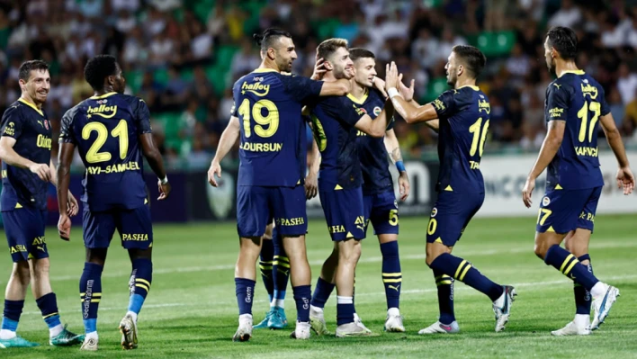 Fenerbahçe, UEFA Konferans Ligi'nde sürprize izin vermedi! Tur şovla geldi!