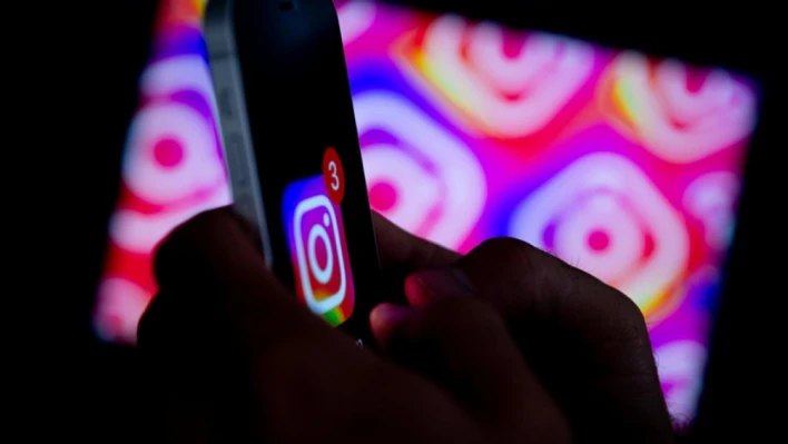 Meta'dan flaş karar! Instagram'da gençlerin canlı yayın yapmasını engelleyecek!