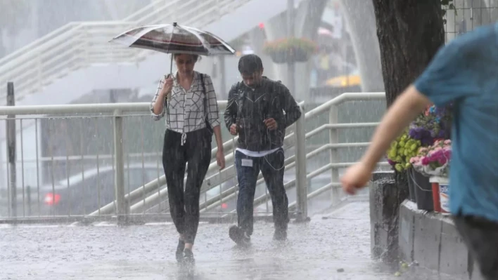 Meteoroloji'den 32 kent için sarı alarm! 3 büyük kentte sağanak var!