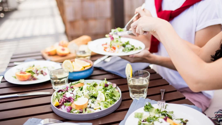 Restoranlarda sağlıklı beslenme ipuçları