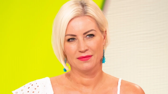 Sunucu Denise van Outen'in kirli iç çamaşırlarını ve cinsel içerikli oyuncağını çaldılar