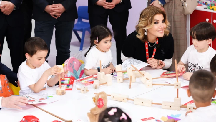 Gülben Ergen, 58. anaokulunu Ahmet Minguzzi adına Bayburt’ta açtı